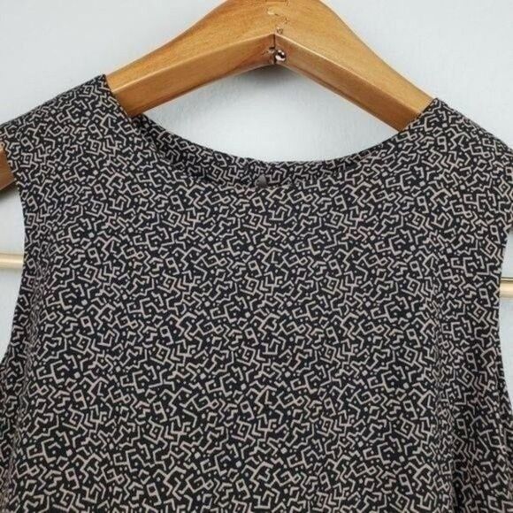 Next round neck tank top brown size small - Picture 6 of 8